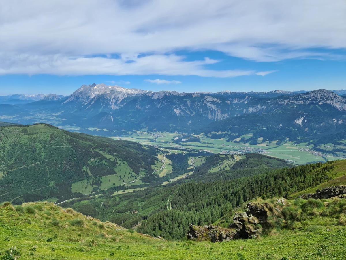 Bergtraeume Apartmán Haus im Ennstal